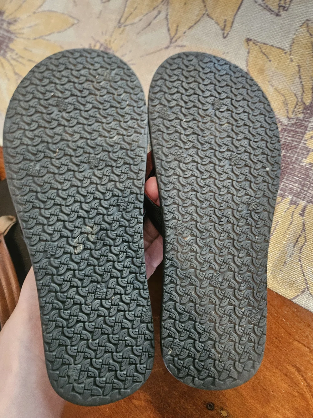 The North Face Kids Black Textured Flip Flops